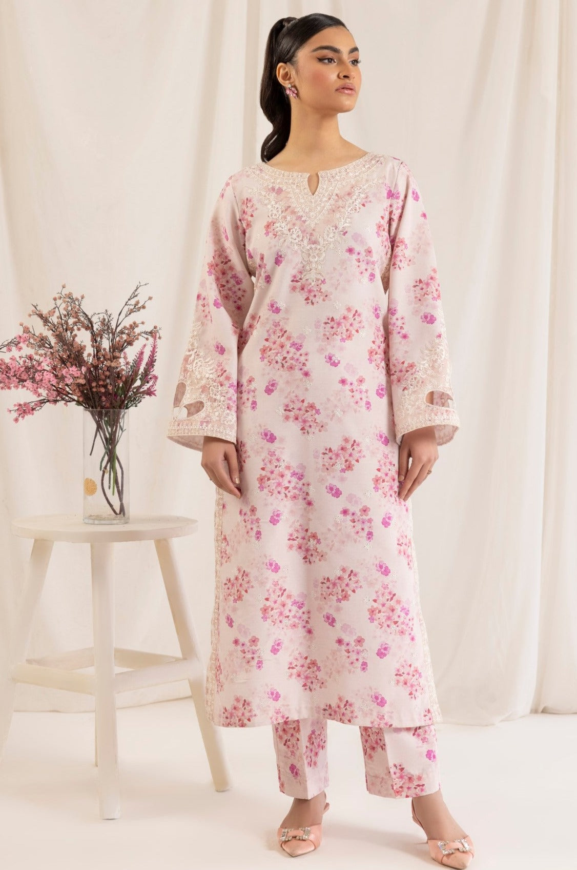 Mohagni | Tulip 25 | PLS-112 M Light Pink Silk lawn