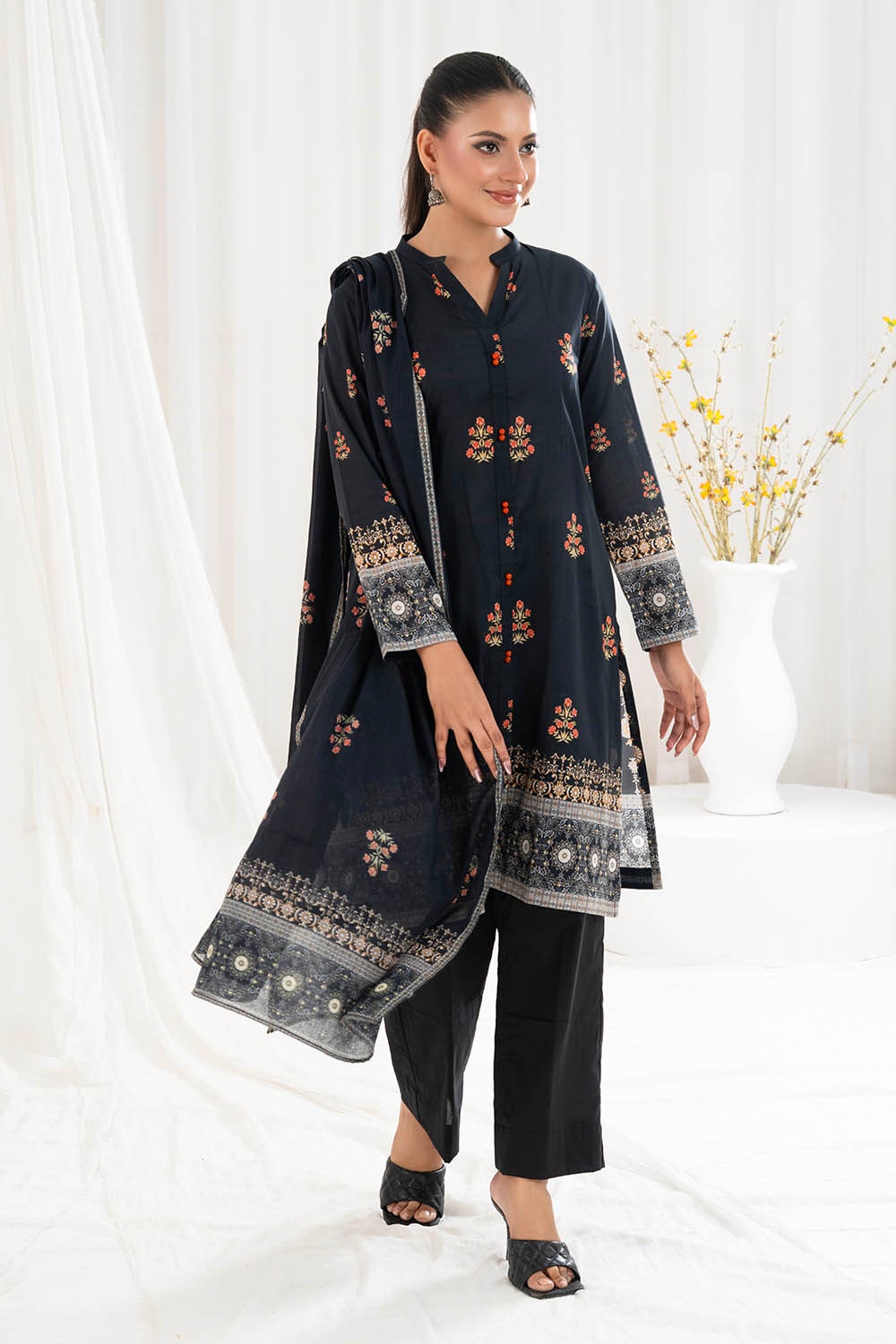 Gul Ahmed | Summer Special 25 | CLP-52206 XS Black Lawn