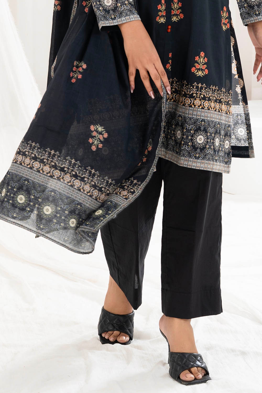 Gul Ahmed | Summer Special 25 | CLP-52206 XL Black Lawn