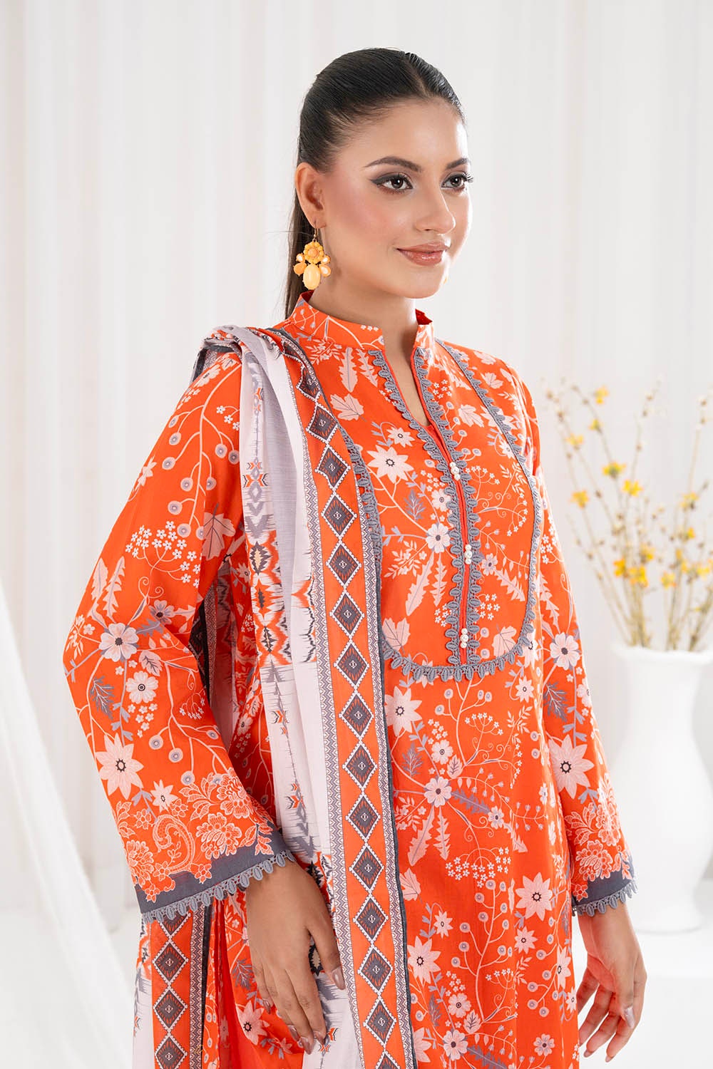 Gul Ahmed | Summer Special 25 | CLP-52207 L Orange Lawn
