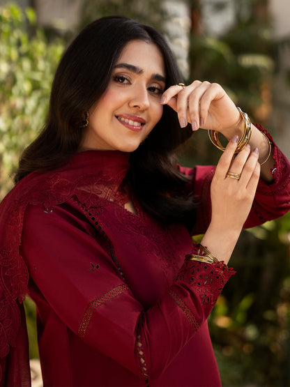 Izel | Mahveen Festive Lawn 25 | RAHMA M Deep Red Lawn
