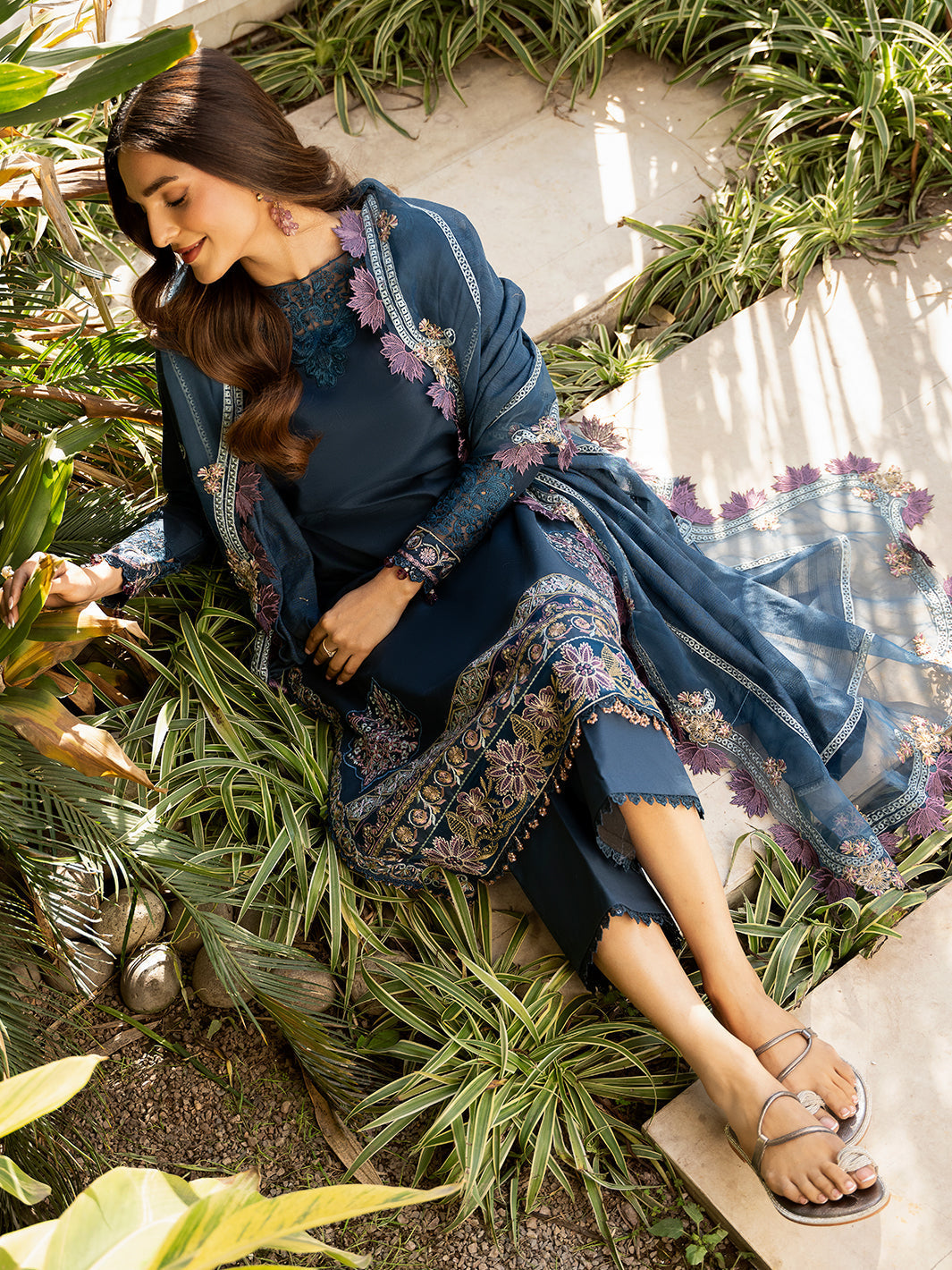 Izel | Mahveen Festive Lawn 25 | RAISA XL Navy Blue Lawn