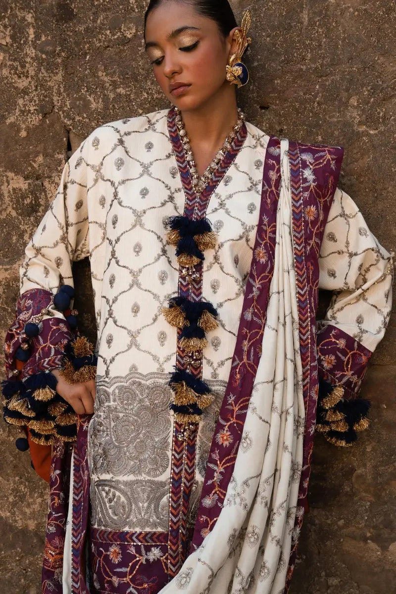 Sana Safinaz | Winter Luxury 23 | S231-005A-CP - Pakistani Designer Dress - by Sana Safinaz | Type: Luxury - 100% Original at Saira Sultan