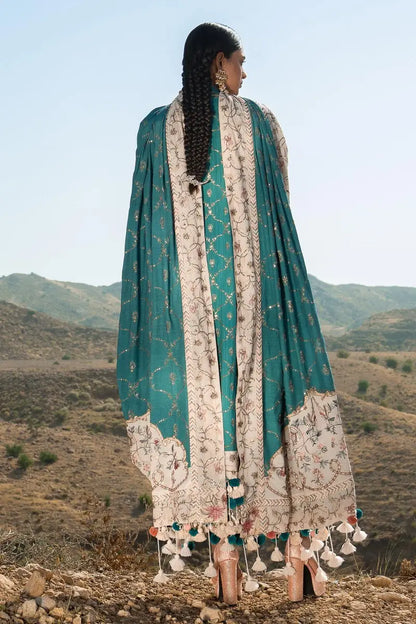 Sana Safinaz | Winter Luxury 23 | S231-005B-CP - Pakistani Designer Dress - by Sana Safinaz | Type: Luxury - 100% Original at Saira Sultan