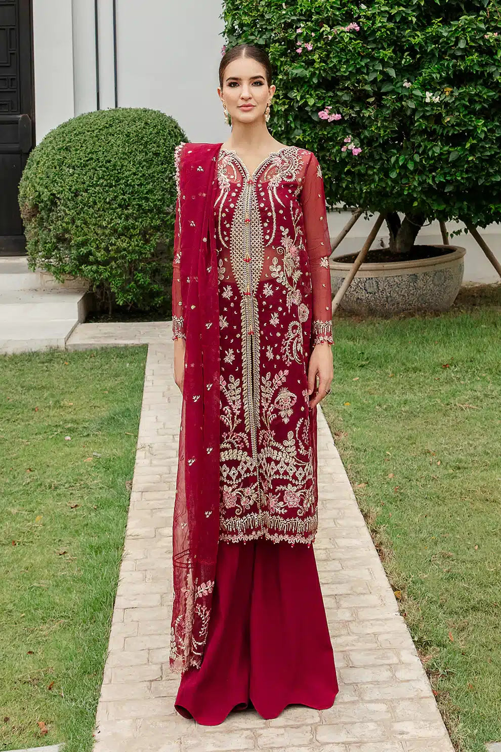 Saad Shaikh | Luminous Formals 23 | Ava - Pakistani Designer Dress - by Saad Shaikh | Type: Formal - 100% Original at Saira Sultan