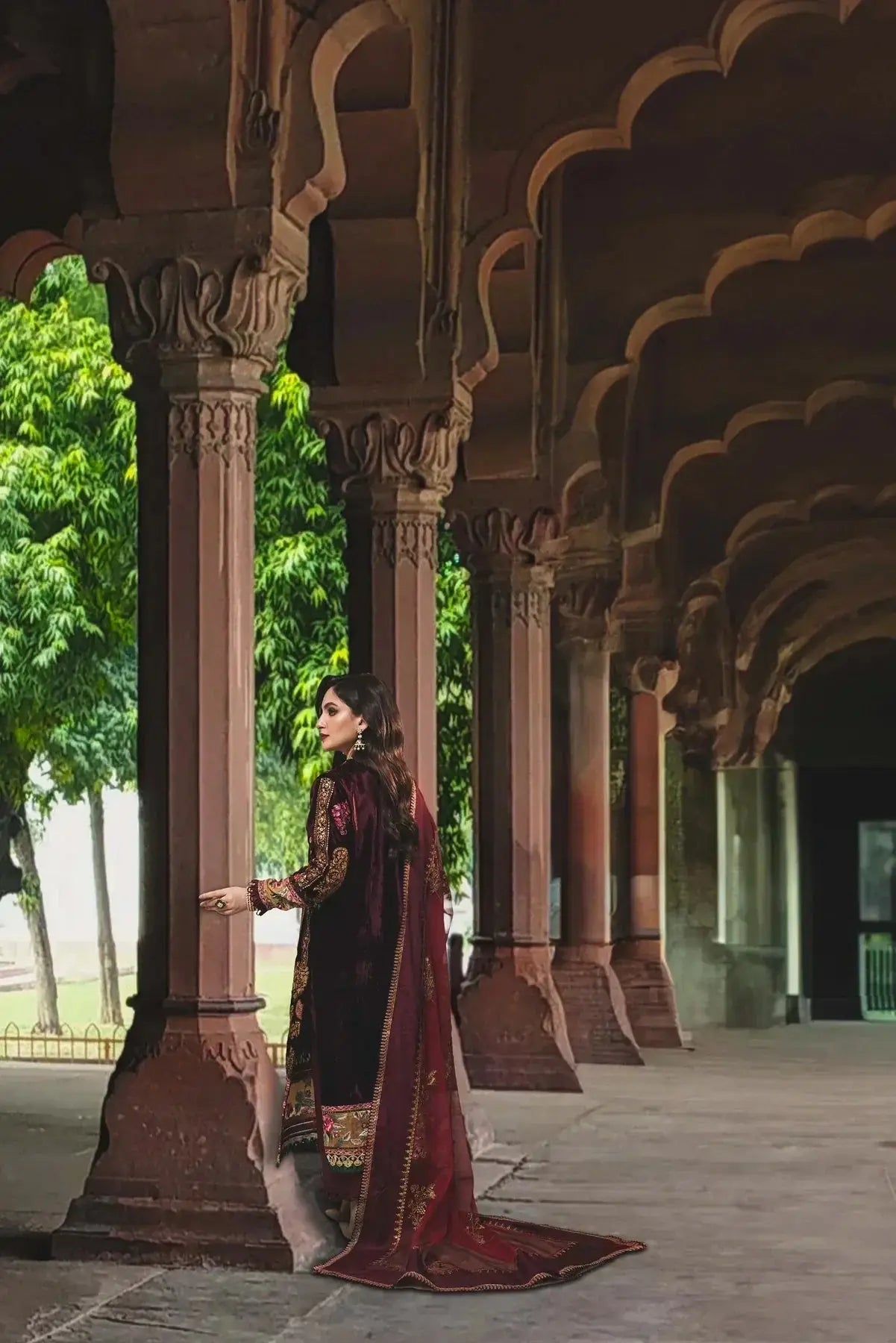Sable Vogue | Festive Collection | FC-06 - Pakistani Designer Dress - by Sable Vogue | Type: Luxury - 100% Original at Saira Sultan