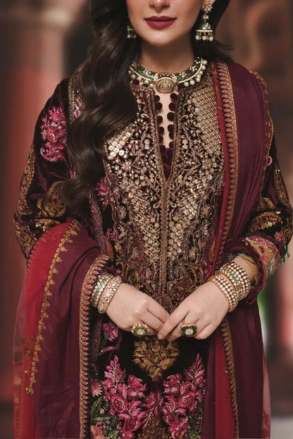 Sable Vogue | Festive Collection | FC-06 - Pakistani Designer Dress - by Sable Vogue | Type: Luxury - 100% Original at Saira Sultan