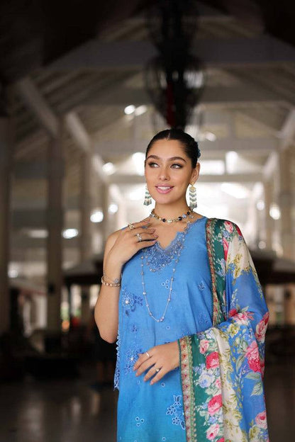 Noor by Saadia Asad | Luxury Chikankari Lawn24 | D5-B Blue Ombre - Pakistani Designer Dress - by Noor by Saadia Asad | Type: Luxury - 100% Original at Saira Sultan