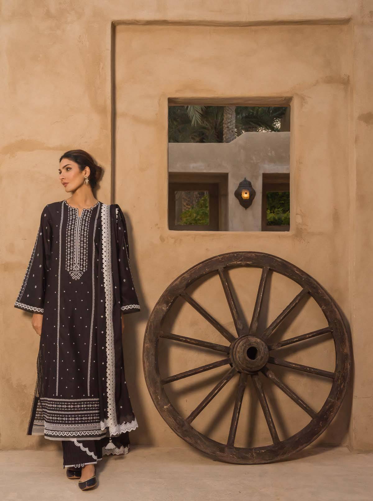 Sahar | Mirage Spring Luxury 24 | Chikankari 3 Piece - Pakistani Designer Dress - by Sahar | Type: Luxury - 100% Original at Saira Sultan
