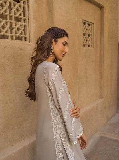 Sahar | Mirage Spring Luxury 24 | Chikankari 3 Piece - Pakistani Designer Dress - by Sahar | Type: Luxury - 100% Original at Saira Sultan