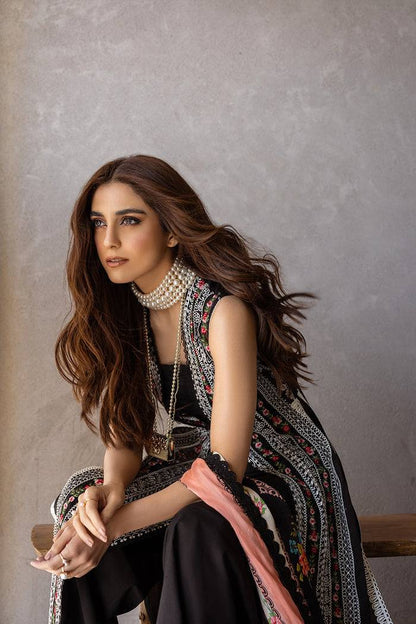 Saira Rizwan | Luxury Lawn 24 | EMBER - SRLL24-06 - Pakistani Designer Dress - by Saira Rizwan | Type: Luxury - 100% Original at Saira Sultan