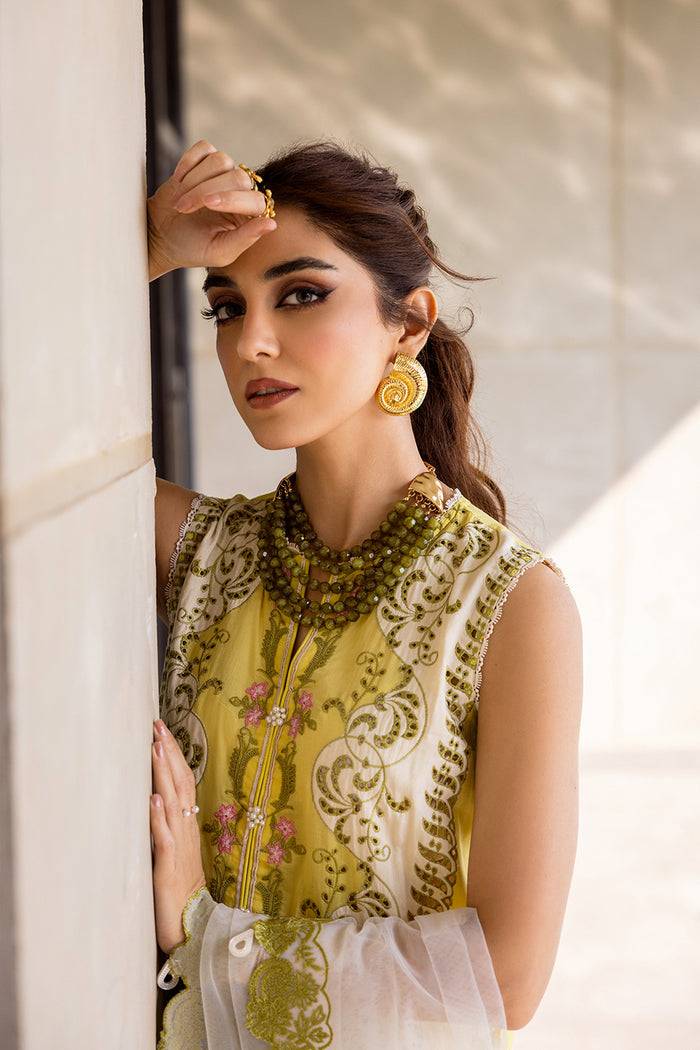 Saira Rizwan | Luxury Lawn 24 | TIFFANY - SRLL24-03 - Pakistani Designer Dress - by Saira Rizwan | Type: Luxury - 100% Original at Saira Sultan