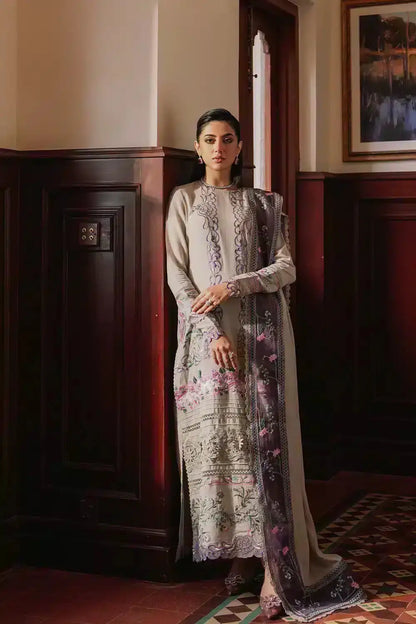 Saira Rizwan | Winter 23 | ZHALAY SR-07 - Pakistani Designer Dress - by Saira Rizwan | Type: Luxury - 100% Original at Saira Sultan