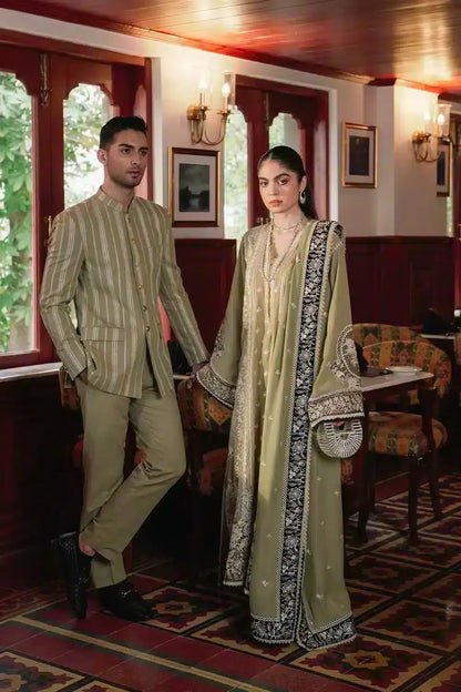 Saira Rizwan | Winter 23 | LAMISA SR-04 - Pakistani Designer Dress - by Saira Rizwan | Type: Luxury - 100% Original at Saira Sultan