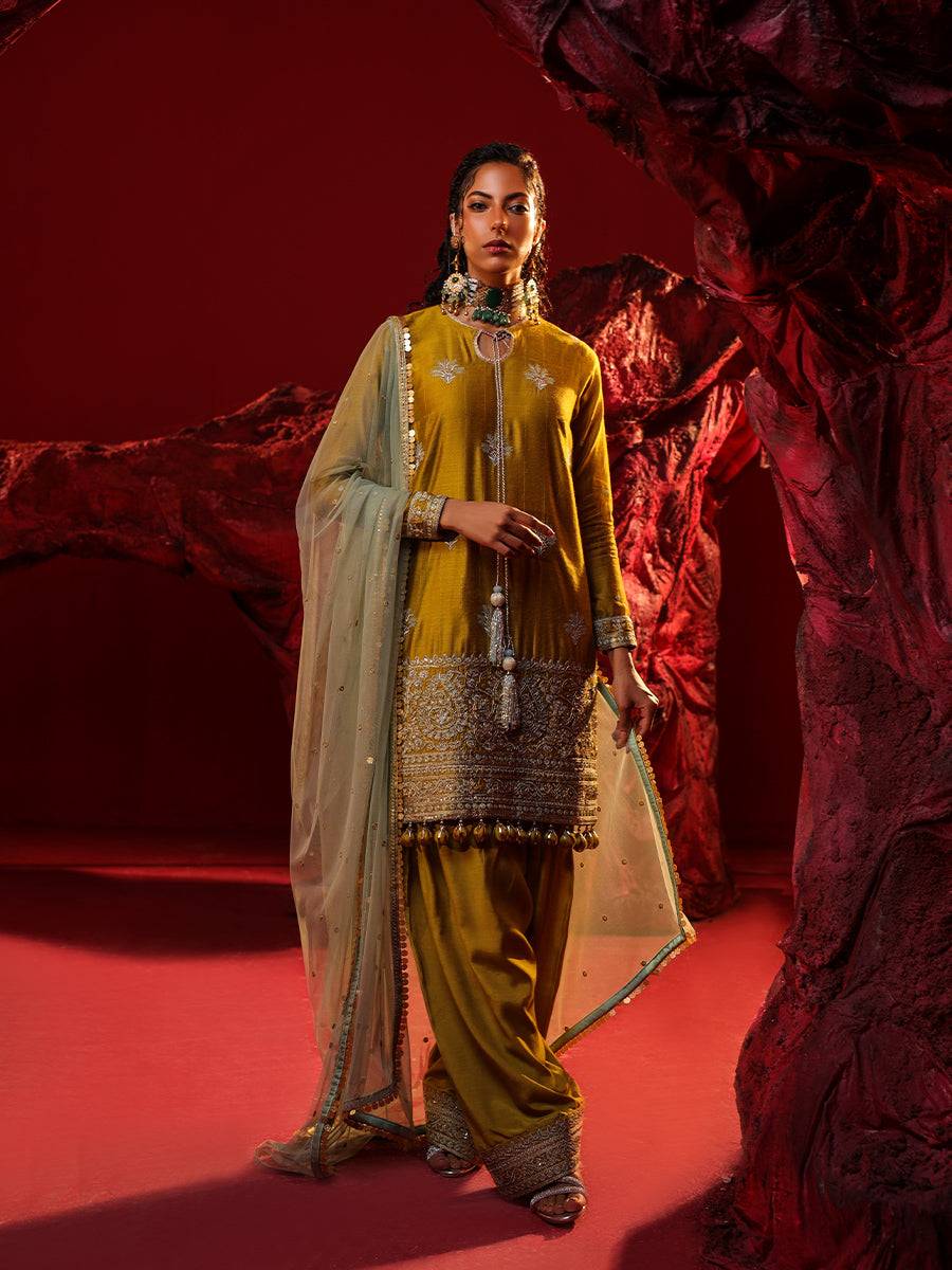 Salitex | Luxury Wear 24 | 42 - Pakistani Designer Dress - by Salitex | Type: Luxury - 100% Original at Saira Sultan