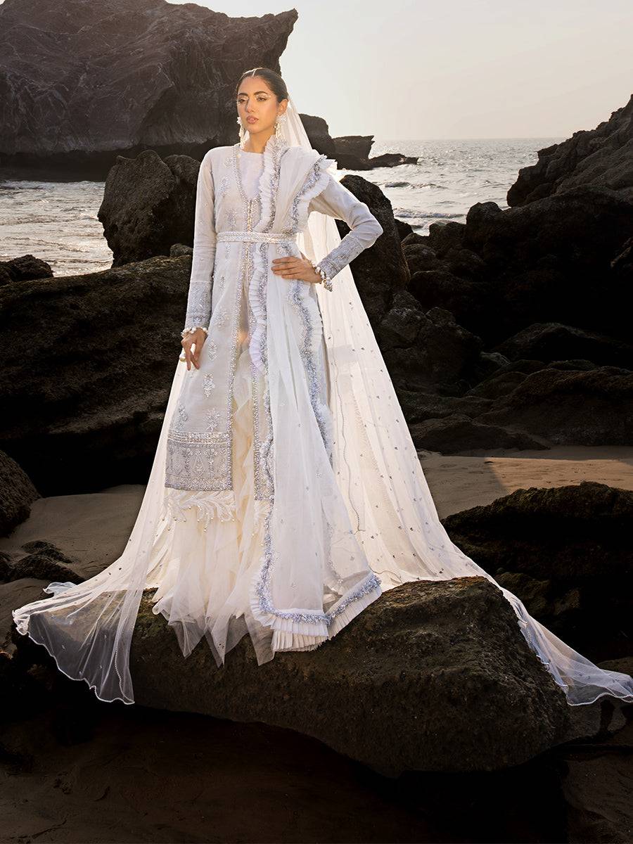 Salitex | Luxury Wear 24 | 33 - Pakistani Designer Dress - by Salitex | Type: Luxury - 100% Original at Saira Sultan