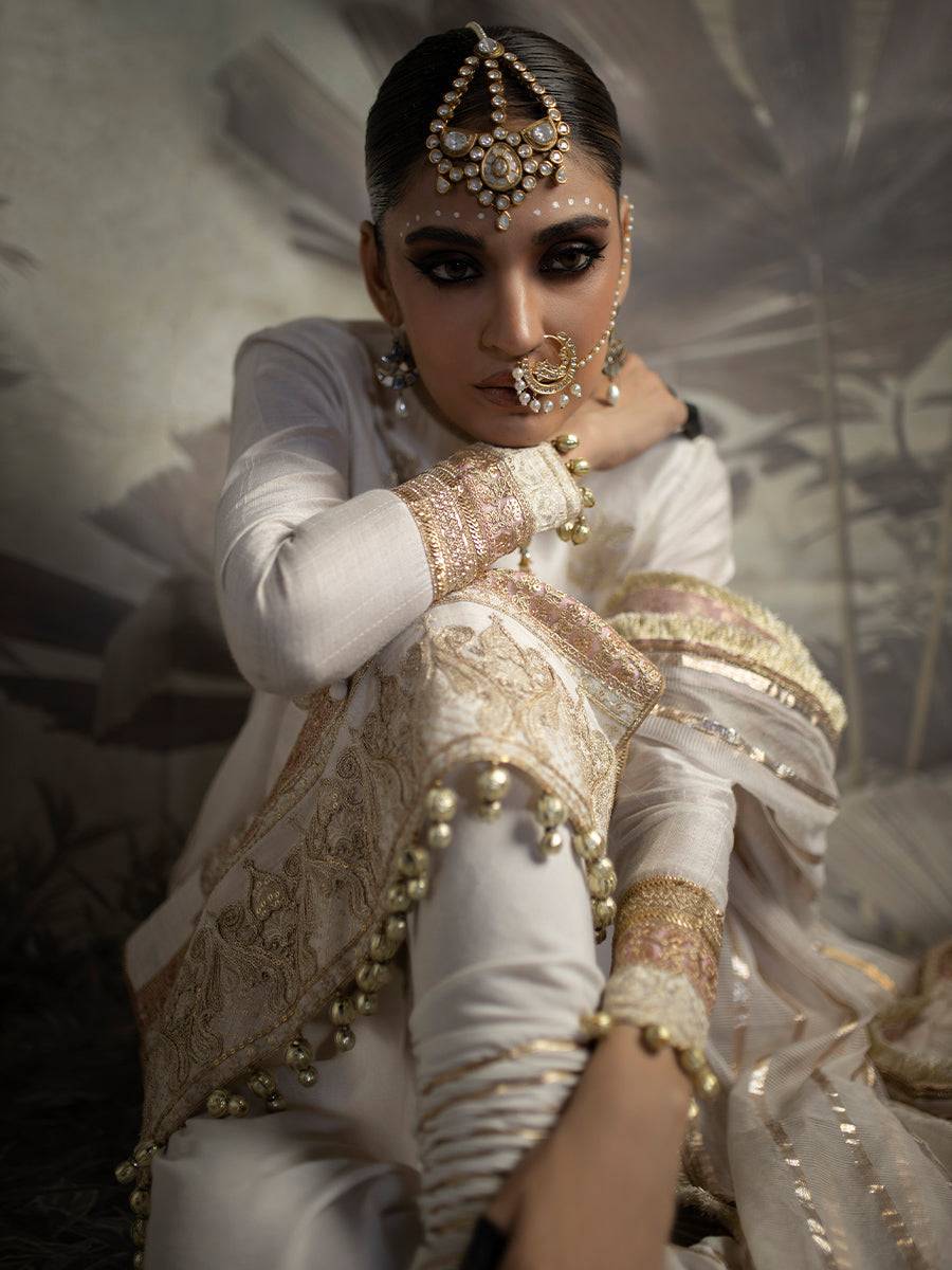 Salitex | Luxury Wear 24 | 37 - Pakistani Designer Dress - by Salitex | Type: Luxury - 100% Original at Saira Sultan