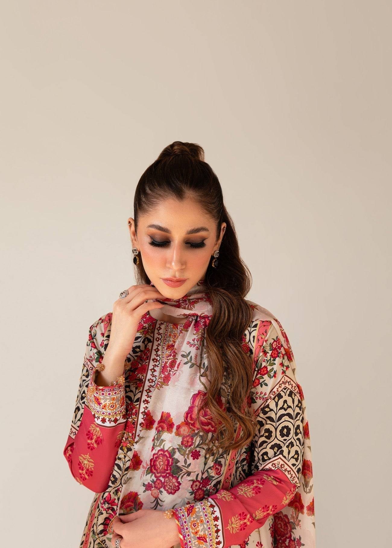 Sammy K | Bahar Formals | KANWAL - Pakistani Designer Dress - by Sammy K | Type: Formal - 100% Original at Saira Sultan
