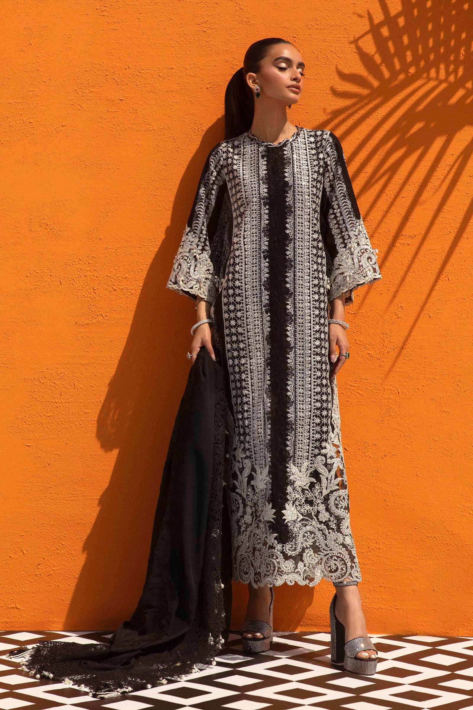 Sana Safinaz | Nura Festive 24 | N241-005-3CJ - Pakistani Designer Dress - by Sana Safinaz | Type: Formal - 100% Original at Saira Sultan