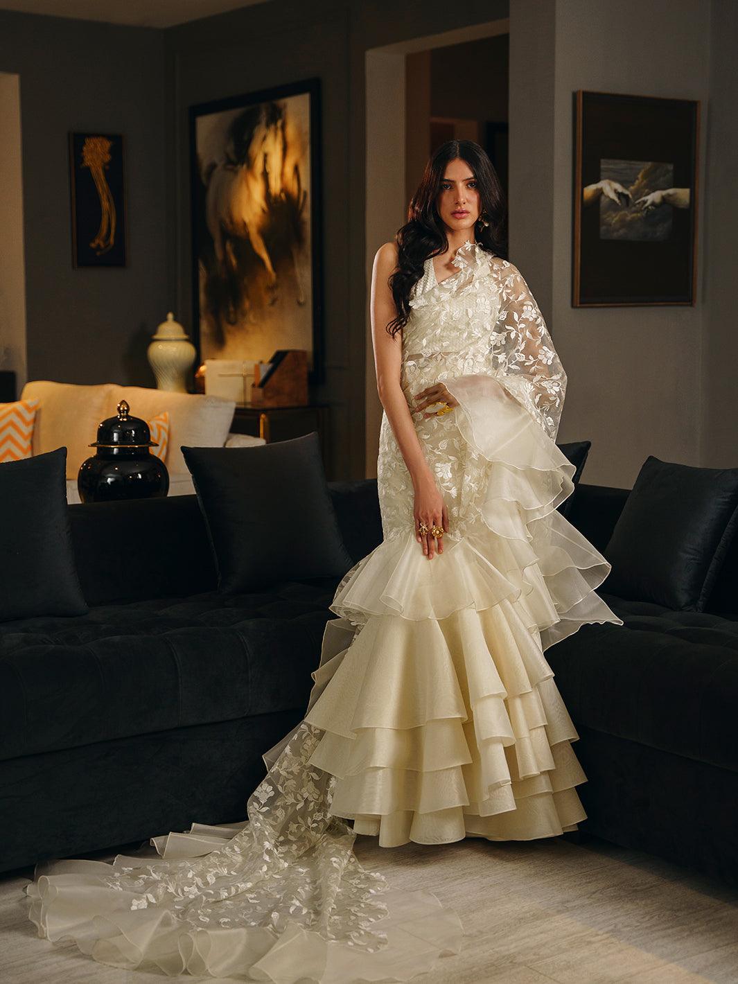 Amroz Atelier | Reveur Formals | Sƒ©lenƒ© - Pakistani Designer Dress - by Amroz Atelier | Type: Formal - 100% Original at Saira Sultan