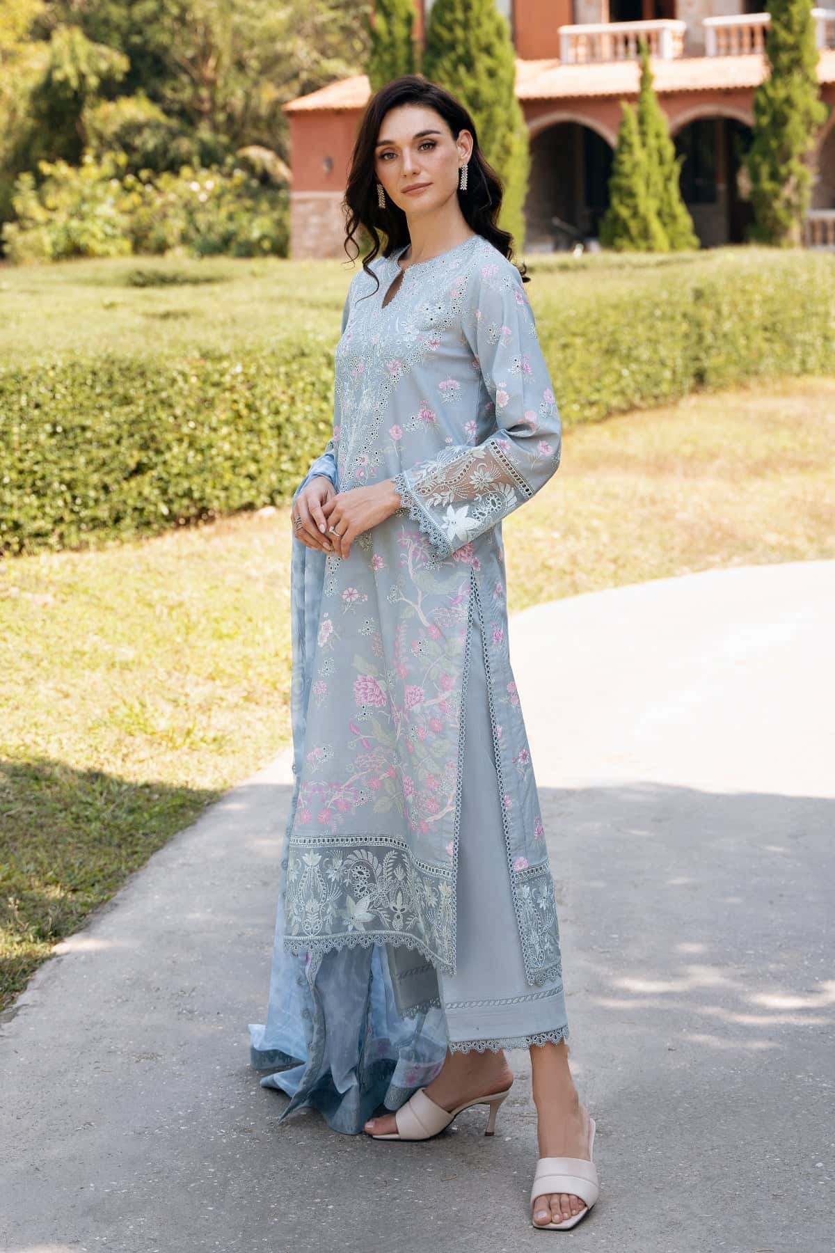 Afrozeh | Damask The Holiday Edit 25 | Maelis B XL Gray Lawn