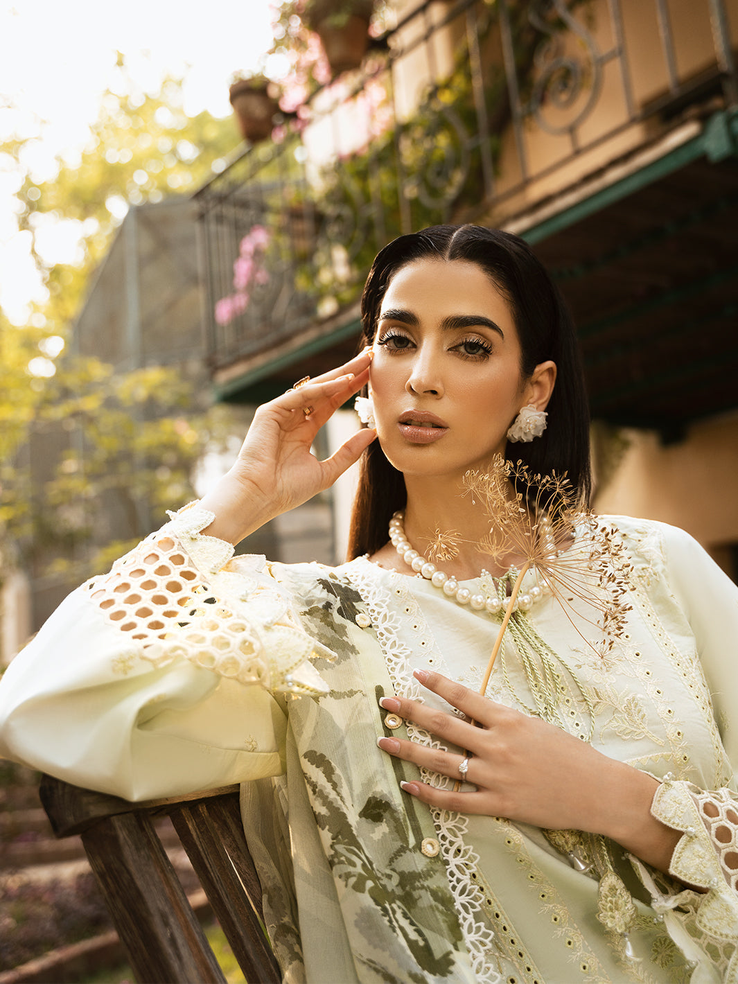 Izel | Dastak Luxury Lawn | SIRAA L Apple Green Lawn