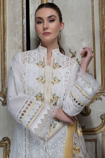 Sobia Nazir | Luxury Lawn 24 | DESIGN 3A - Pakistani Designer Dress - by Sobia Nazir | Type: Luxury - 100% Original at Saira Sultan