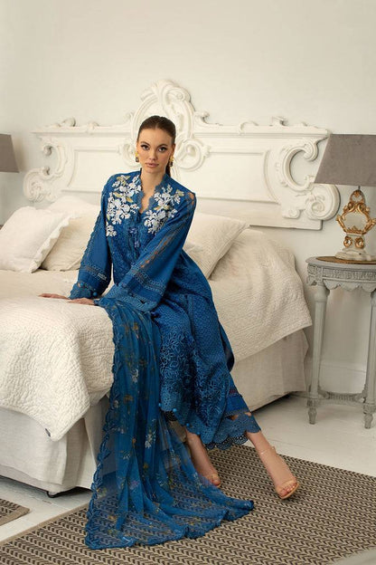 Sobia Nazir | Luxury Lawn 24 | DESIGN 8A - Pakistani Designer Dress - by Sobia Nazir | Type: Luxury - 100% Original at Saira Sultan