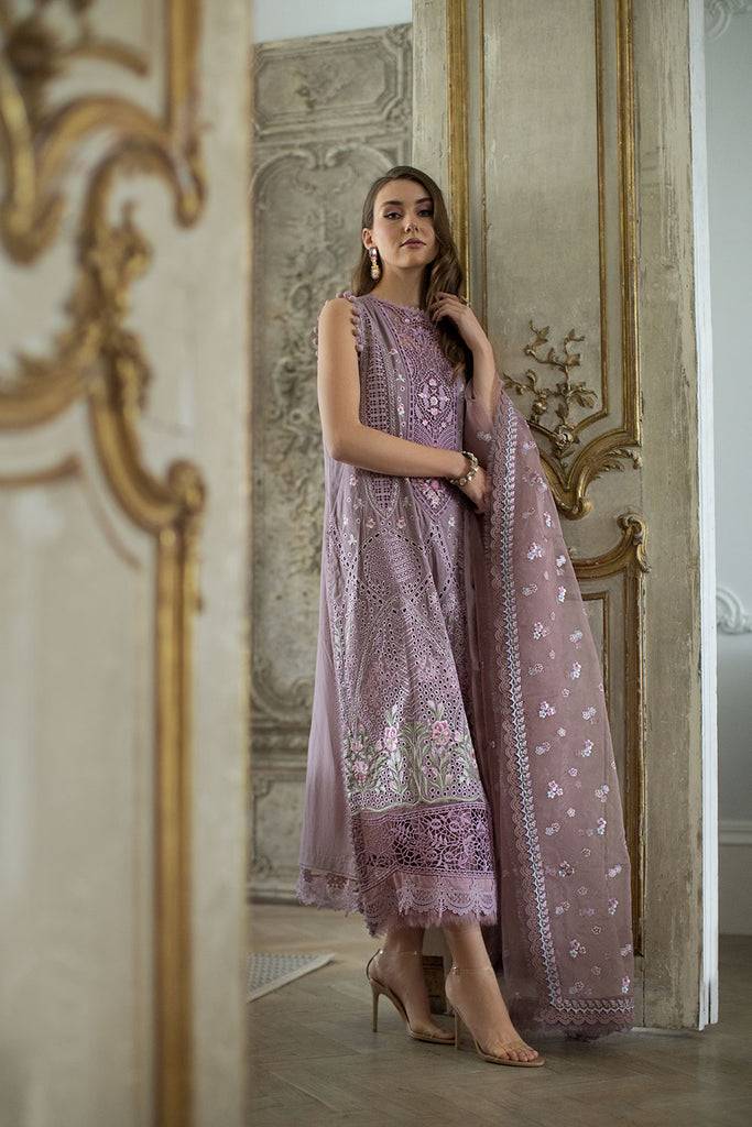 Sobia Nazir | Luxury Lawn 24 | DESIGN 9A - Pakistani Designer Dress - by Sobia Nazir | Type: Luxury - 100% Original at Saira Sultan
