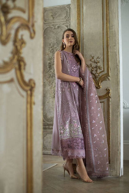Sobia Nazir | Luxury Lawn 24 | DESIGN 9A - Pakistani Designer Dress - by Sobia Nazir | Type: Luxury - 100% Original at Saira Sultan