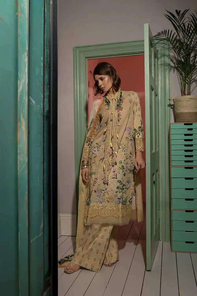 Sobia Nazir | Summer Vital 24 | 7A - Pakistani Designer Dress - by Sobia Nazir | Type: Luxury - 100% Original at Saira Sultan