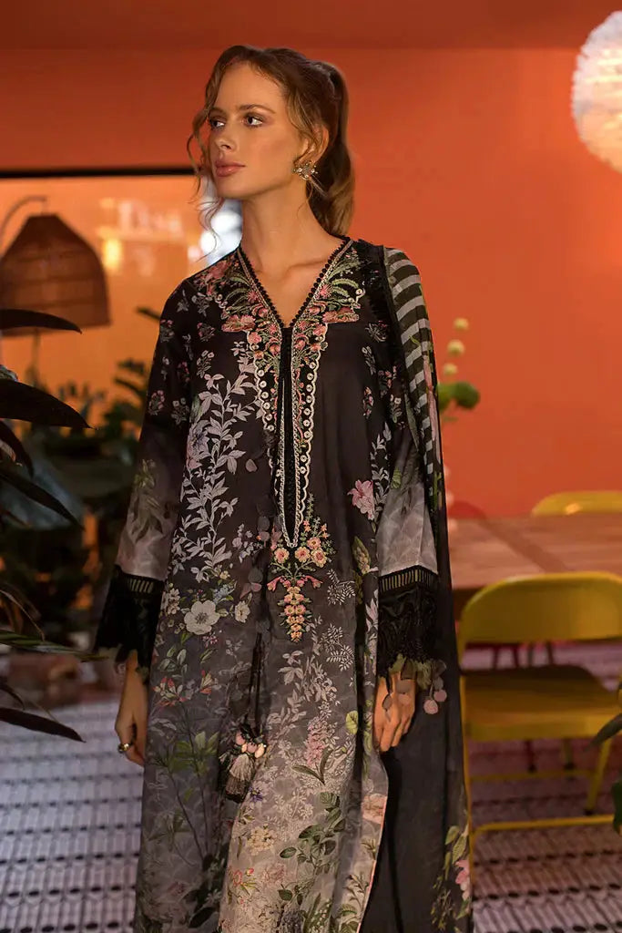 Sobia Nazir | Summer Vital 24 | 7B - Pakistani Designer Dress - by Sobia Nazir | Type: Luxury - 100% Original at Saira Sultan