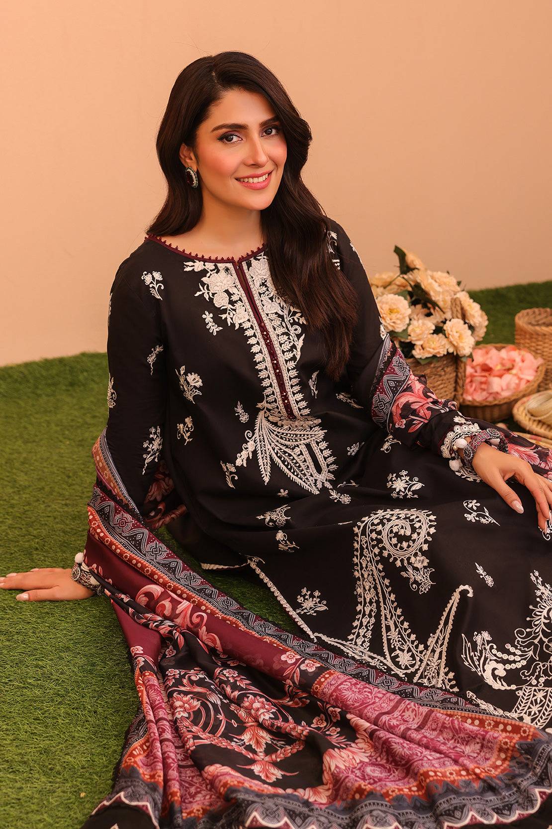 So Kamal | Summer Festive | ART01 - Pakistani Designer Dress - by So Kamal | Type: Luxury - 100% Original at Saira Sultan