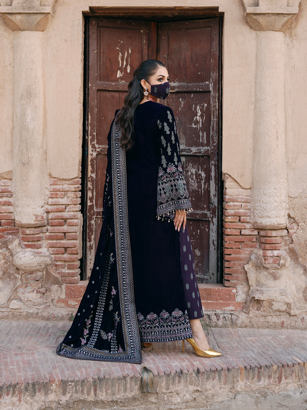 Flossie | Siara Velvet Formals | V-104 - A S Dark Blue Velvet