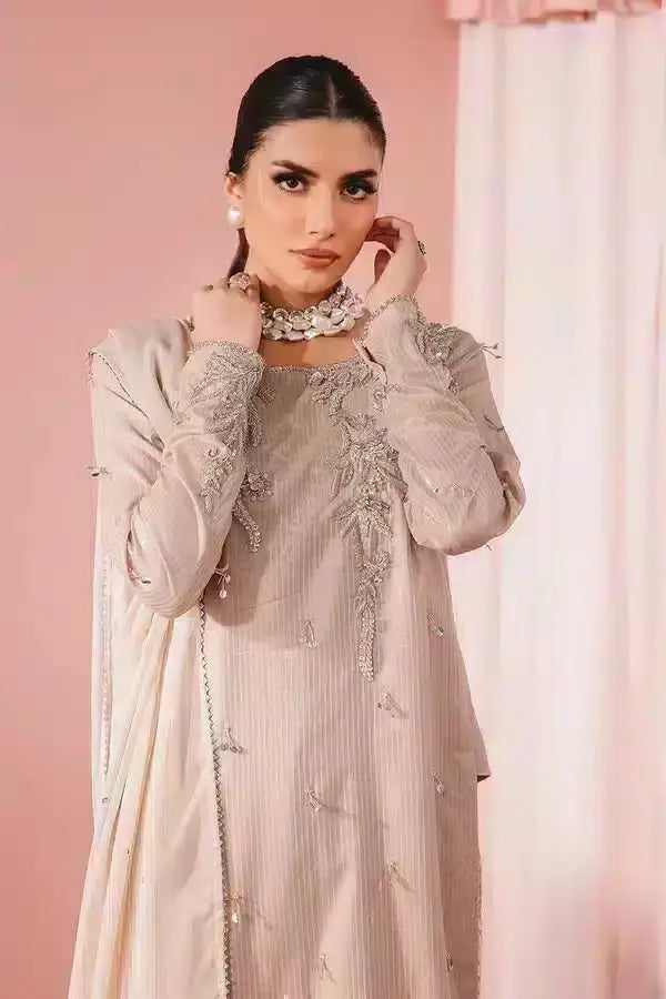 Vanya | Dolce Luxury Formal 23 | DL-21 - Pakistani Designer Dress - by Vanya | Type: Formal - 100% Original at Saira Sultan