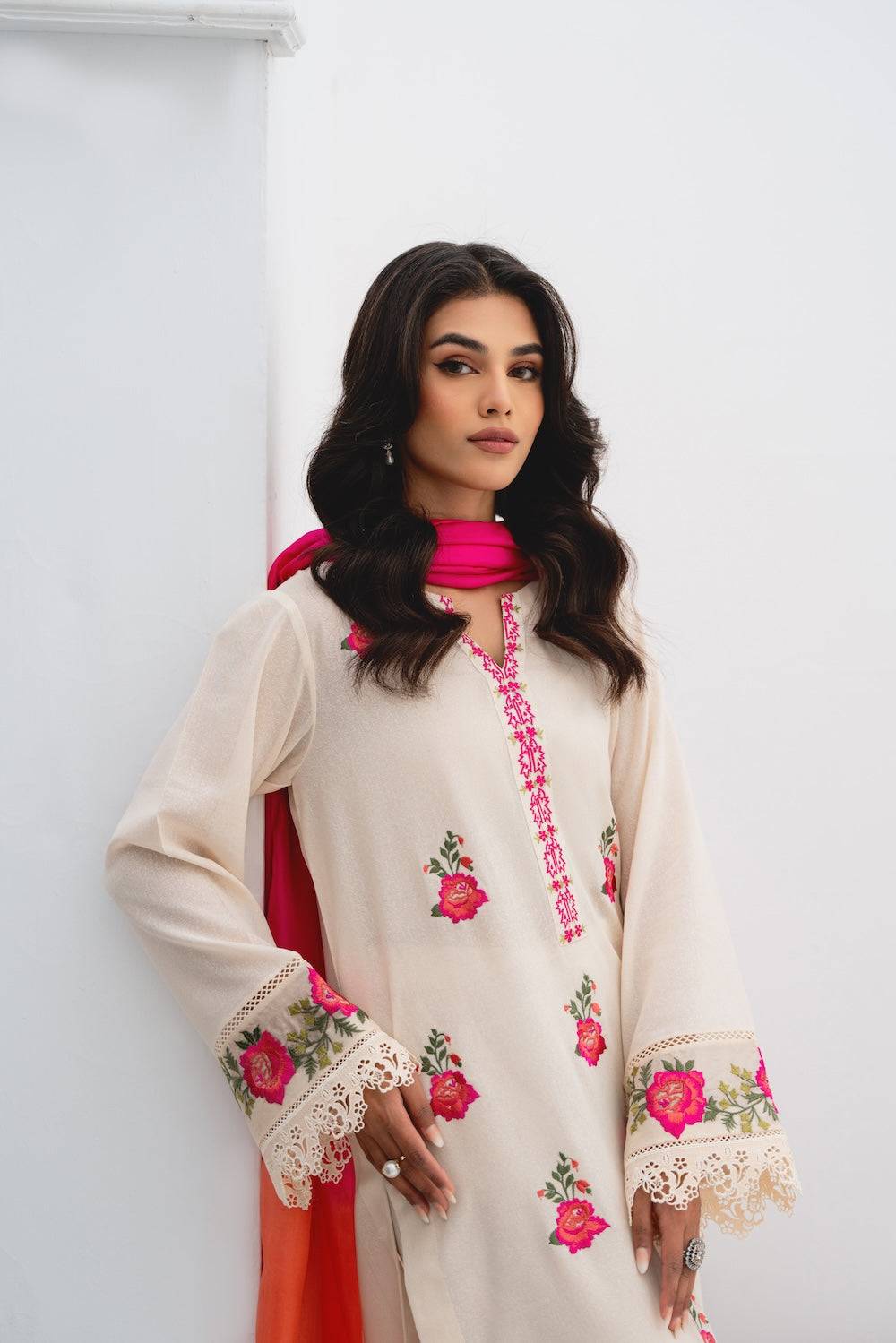 Vintage | Eid Edit 24 | Aiza - Pakistani Designer Dress - by Vintage | Type: Luxury - 100% Original at Saira Sultan