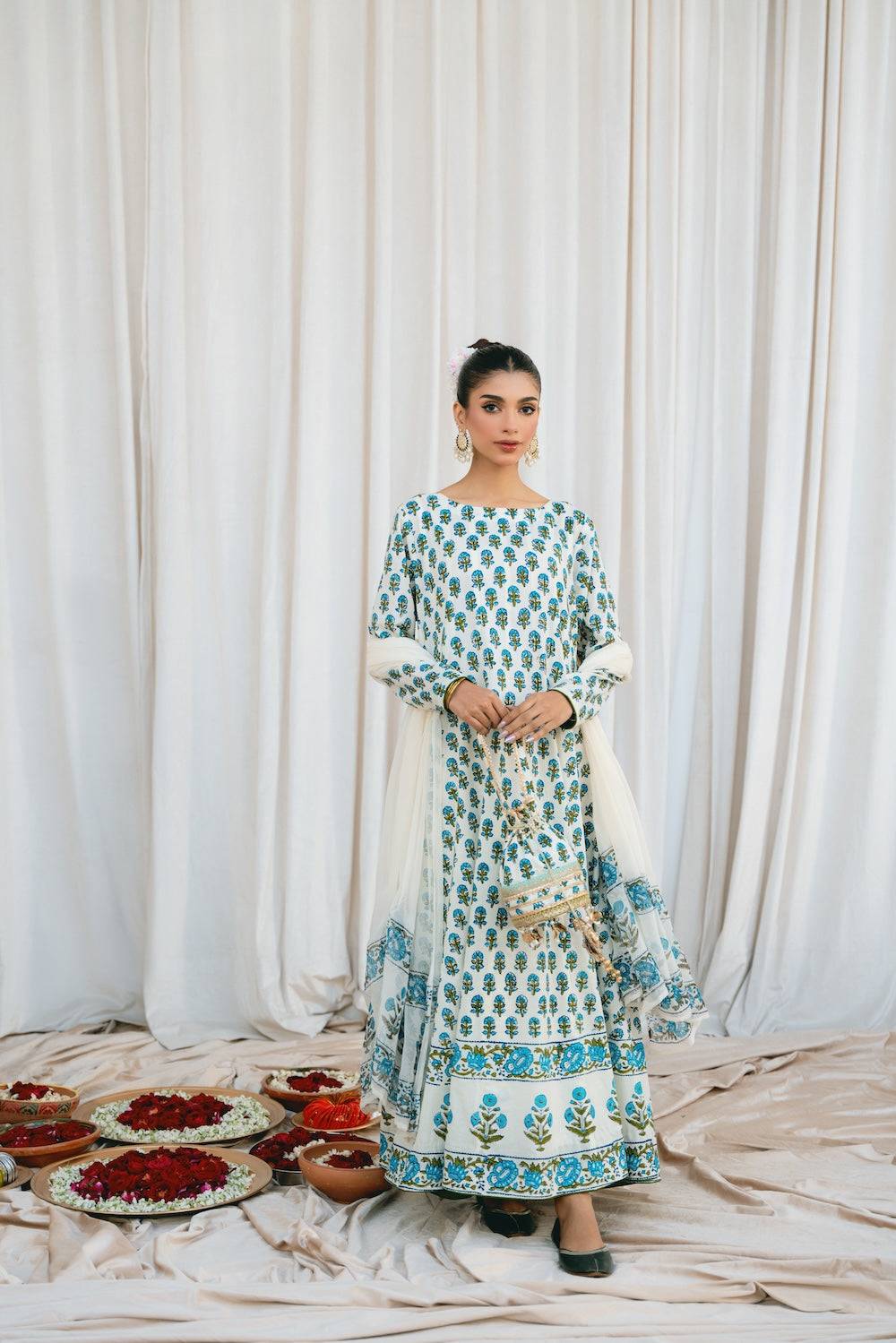 Vintage | Eid Edit 24 | Malaika - Pakistani Designer Dress - by Vintage | Type: Luxury - 100% Original at Saira Sultan