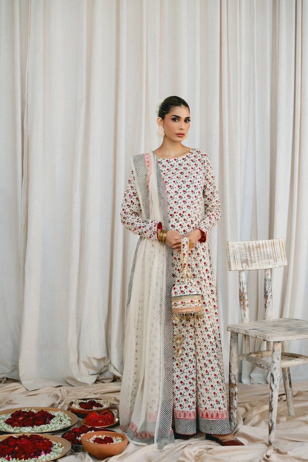 Vintage | Eid Edit 24 | Raania - Pakistani Designer Dress - by Vintage | Type: Luxury - 100% Original at Saira Sultan