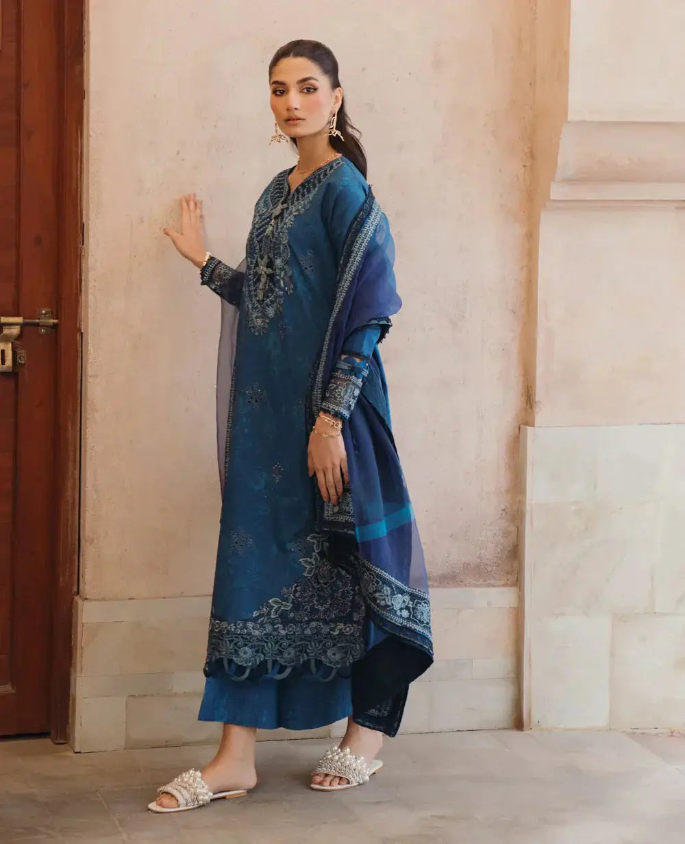 Xenia Formals | Lawn Collection 24 | Taslima - Pakistani Designer Dress - by Xenia Formals | Type: Luxury - 100% Original at Saira Sultan