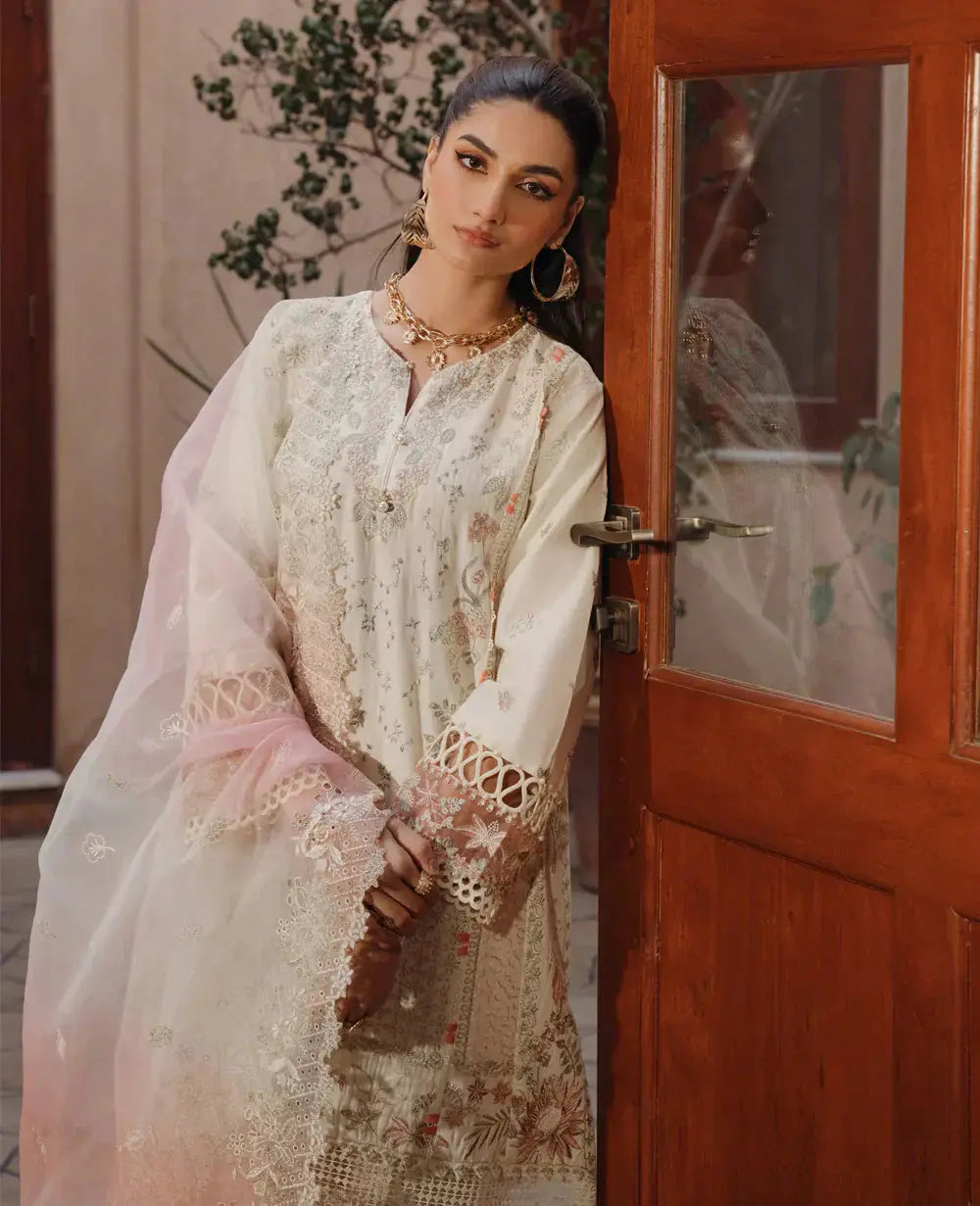Xenia Formals | Lawn Collection 24 | Varta - Pakistani Designer Dress - by Xenia Formals | Type: Luxury - 100% Original at Saira Sultan