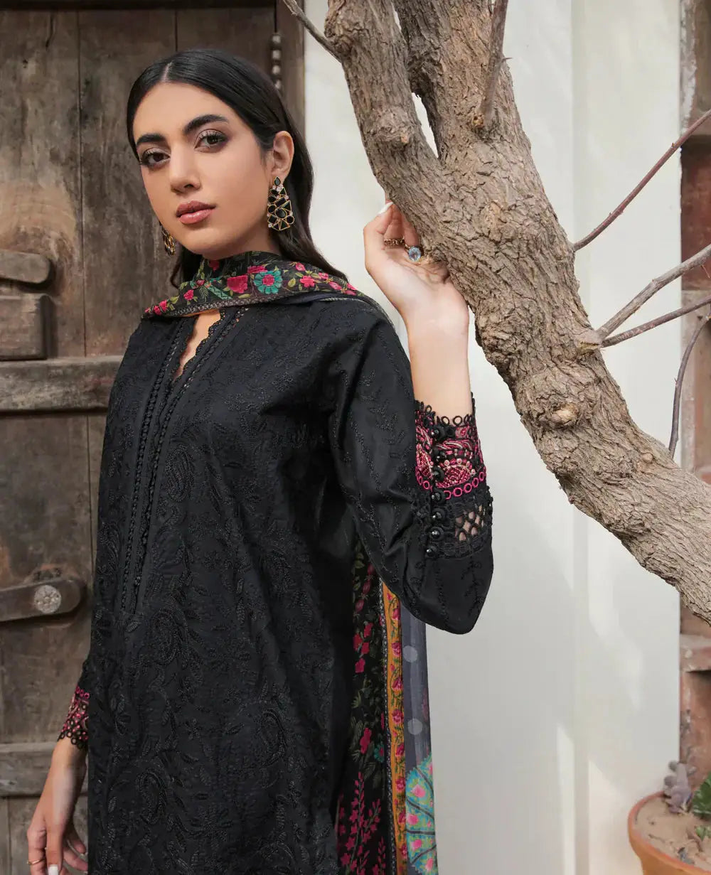 Xenia Formals | Lawn Collection 24 | Ellora - Pakistani Designer Dress - by Xenia Formals | Type: Luxury - 100% Original at Saira Sultan