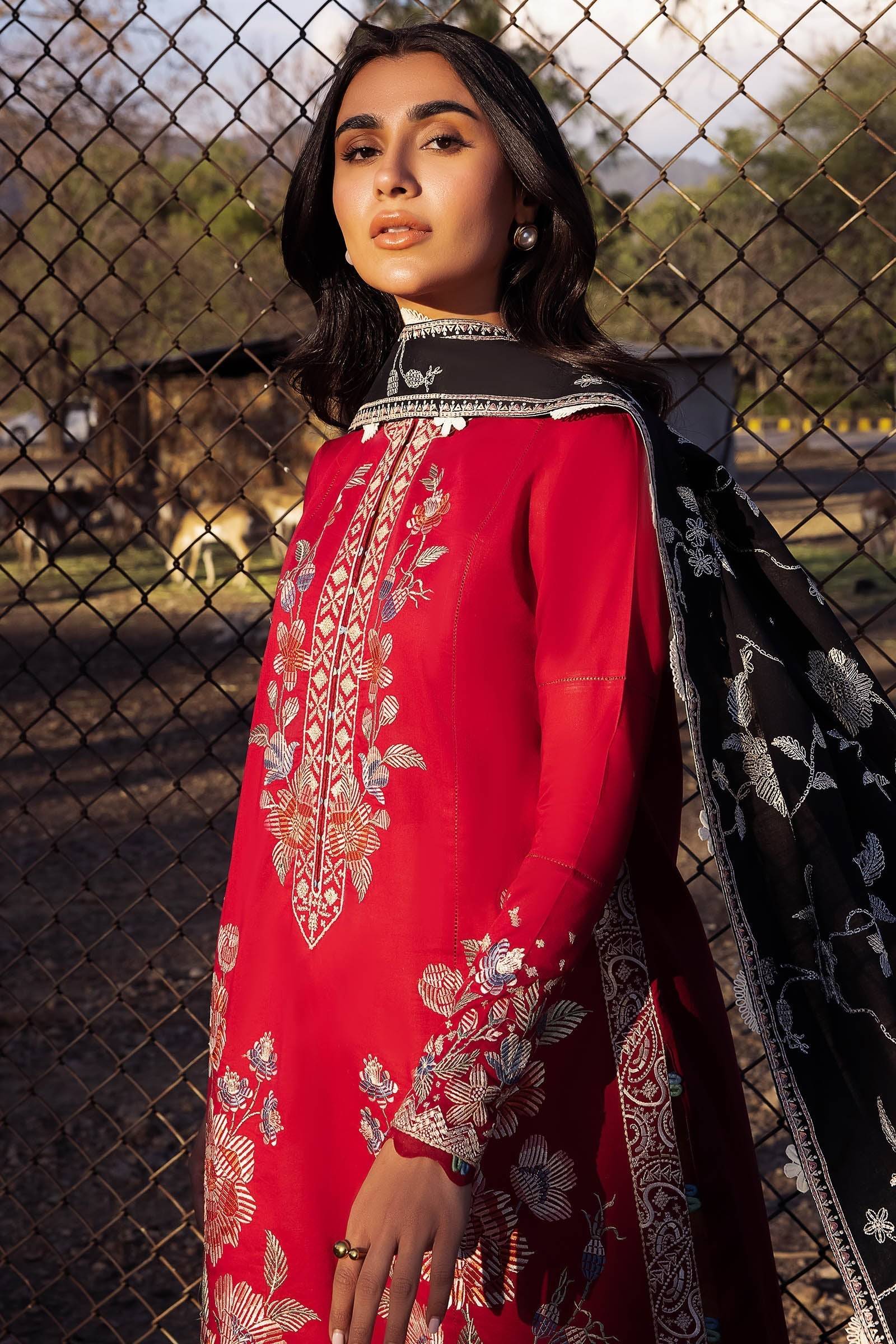 Zaha | Lawn 24 | GIZEM (ZL24-14 A) - Pakistani Designer Dress - by Zaha | Type: Luxury - 100% Original at Saira Sultan