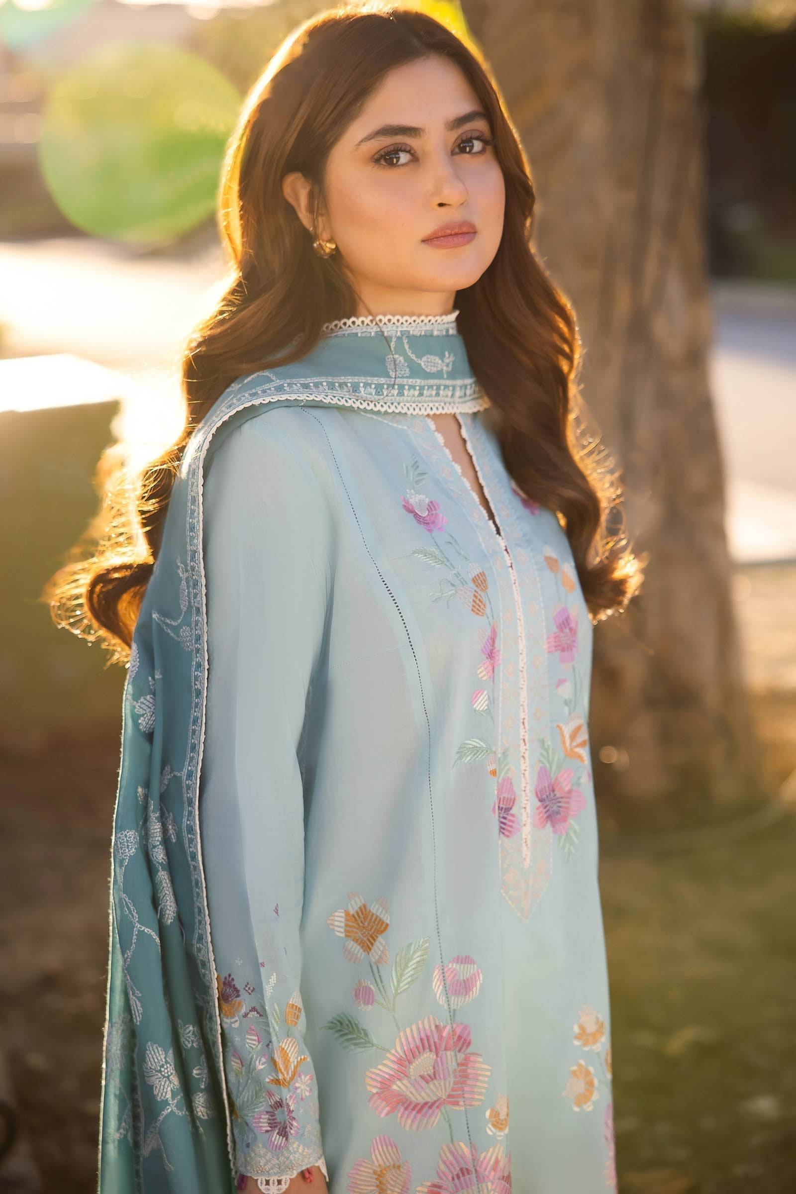 Zaha | Lawn 24 | GIZEM (ZL24-14 B) - Pakistani Designer Dress - by zaha | Type: Luxury - 100% Original at Saira Sultan