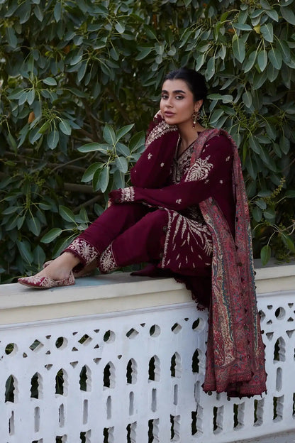Zaha | Winter 23 | SERRA (ZW23-15) - Pakistani Designer Dress - by Zaha | Type: Luxury - 100% Original at Saira Sultan