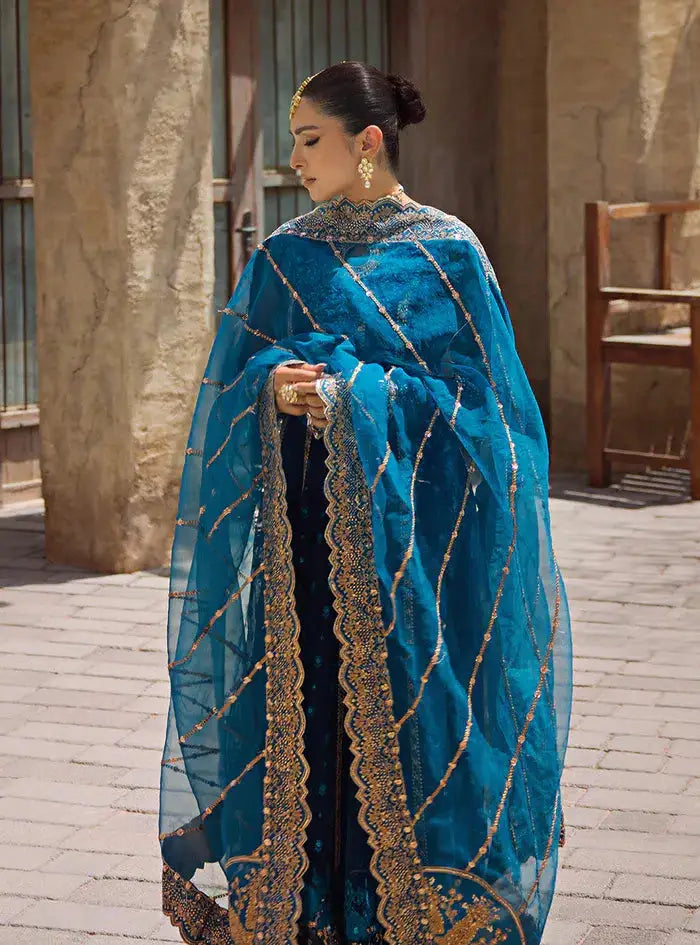 Zainab Chottani | Wedding Festive 23 | Mahi - Pakistani Designer Dress - by Zainab Chottani | Type: Bridal - 100% Original at Saira Sultan