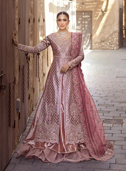 Zainab Chottani | Wedding Festive 23 | Mah e Noor - Pakistani Designer Dress - by Zainab Chottani | Type: Bridal - 100% Original at Saira Sultan