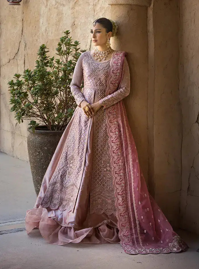 Zainab Chottani | Wedding Festive 23 | Mah e Noor - Pakistani Designer Dress - by Zainab Chottani | Type: Bridal - 100% Original at Saira Sultan