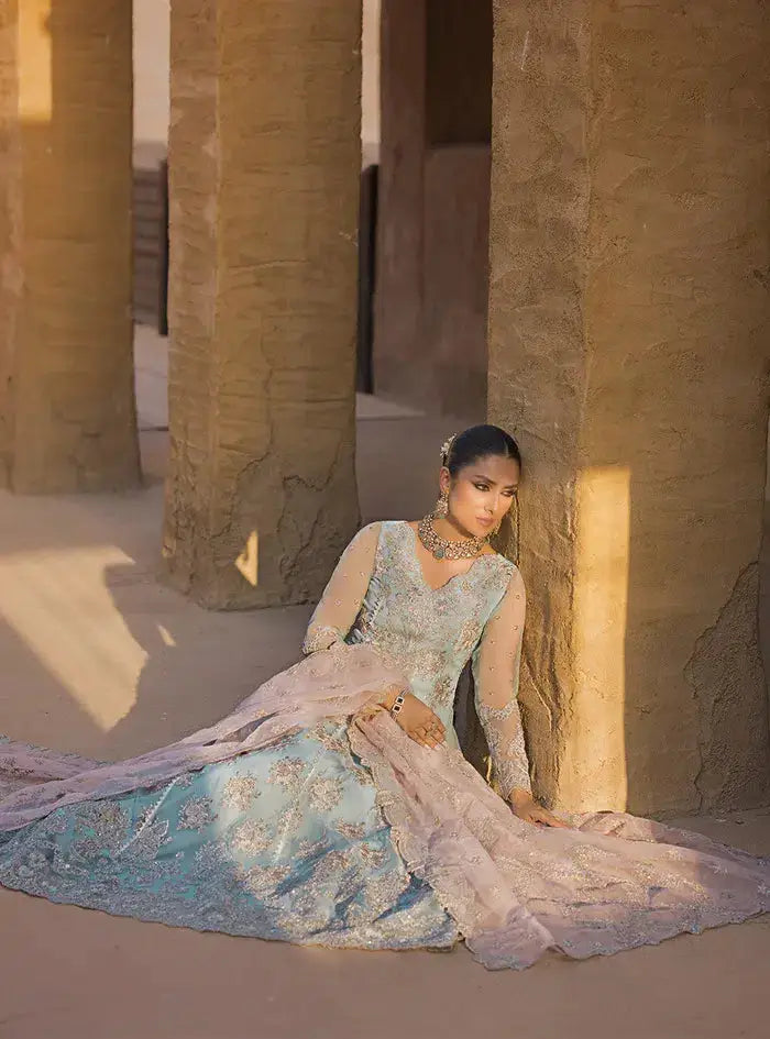 Zainab Chottani | Wedding Festive 23 | Parinaz - Pakistani Designer Dress - by Zainab Chottani | Type: Bridal - 100% Original at Saira Sultan
