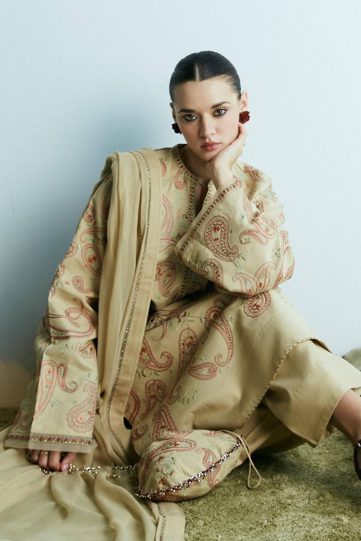 Zara Shahjahan | Festive Eid 24 | ZC-2027 - Pakistani Designer Dress - by Zara Shahjahan | Type: Formal - 100% Original at Saira Sultan