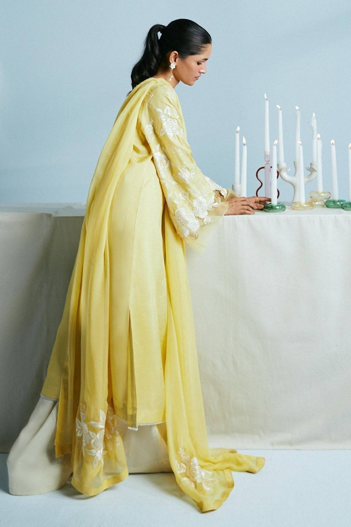 Zara Shahjahan | Festive Eid 24 | ZC-2033 - Pakistani Designer Dress - by Zara Shahjahan | Type: Formal - 100% Original at Saira Sultan